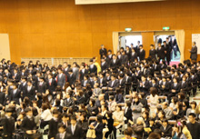 [写真] 卒業生の入場