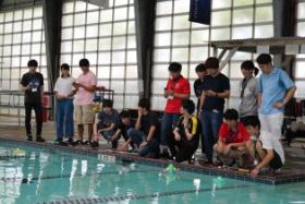 スキューバダイビング体験施設及びロボットの操作についての学習