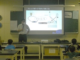 講師の小矢先生から回路の説明をわかりやすくして頂きました